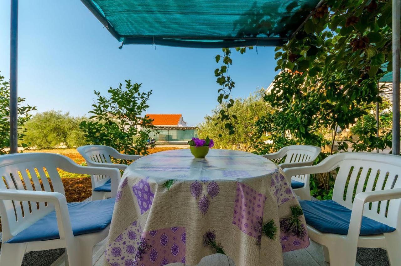 Apartments Maslina Trogir Exterior photo