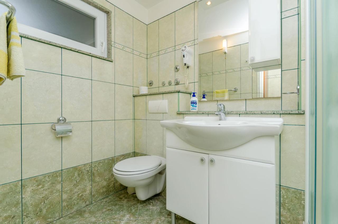 Apartments Maslina Trogir Exterior photo
