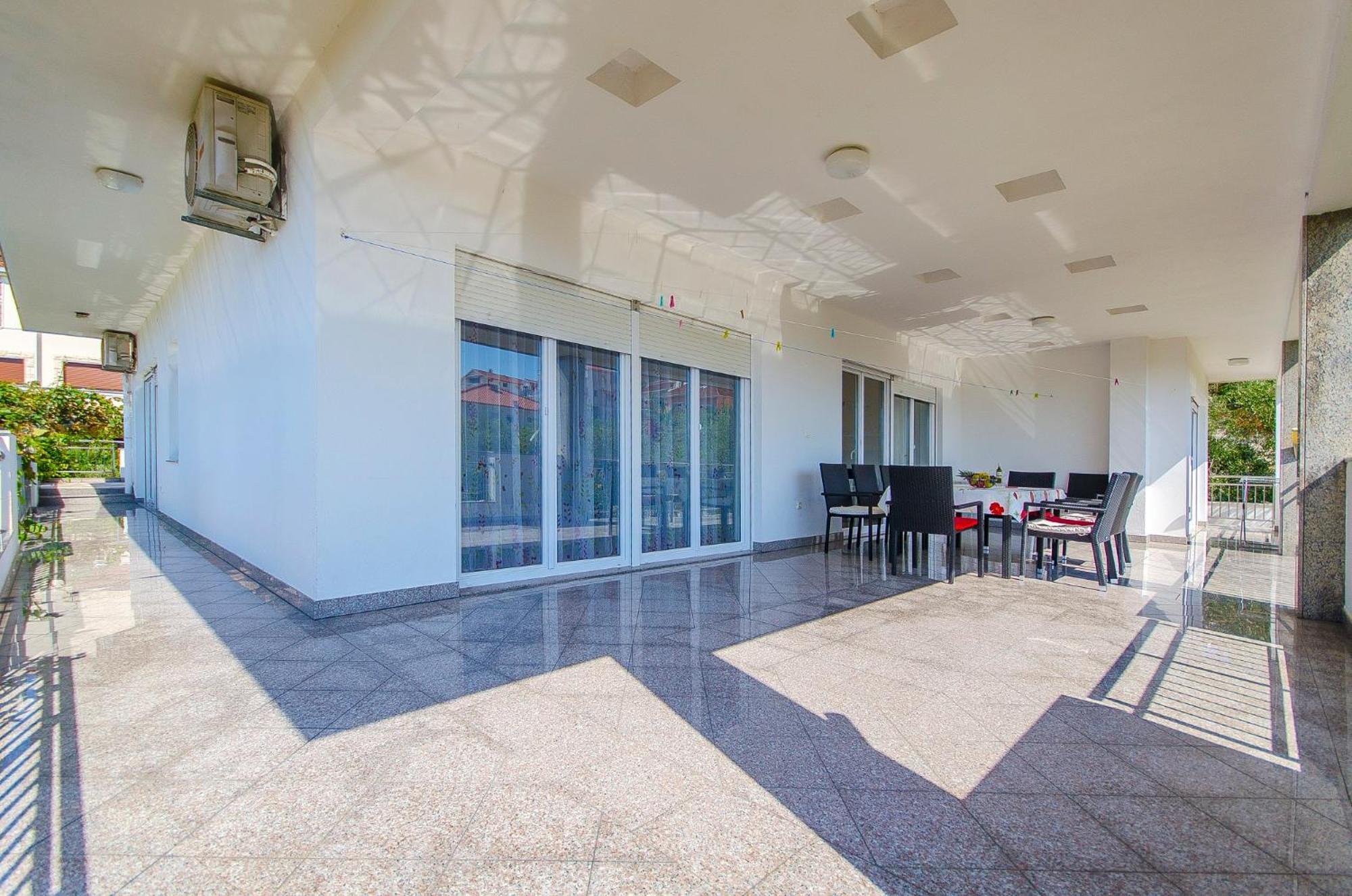 Apartments Maslina Trogir Exterior photo