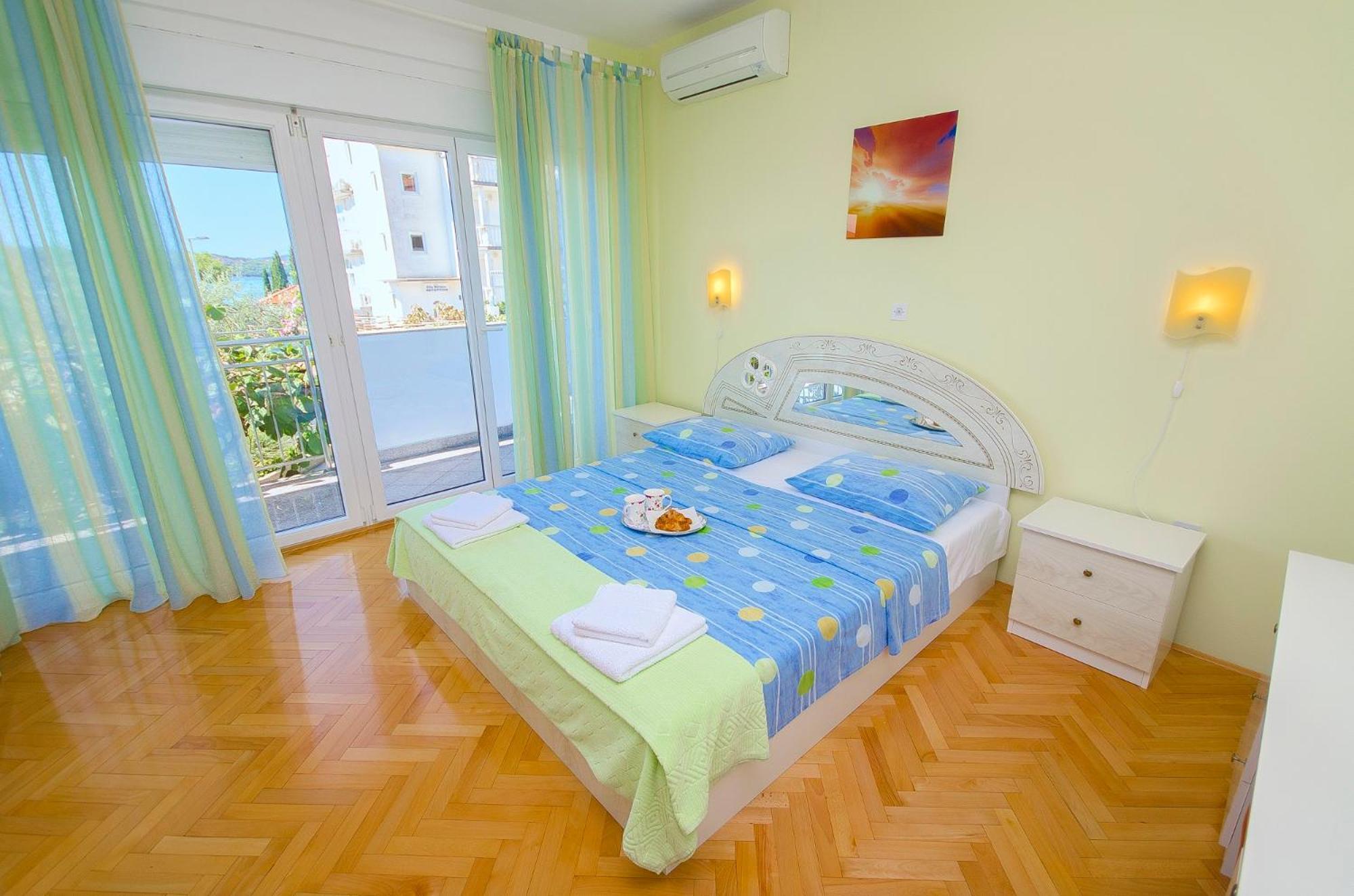 Apartments Maslina Trogir Exterior photo