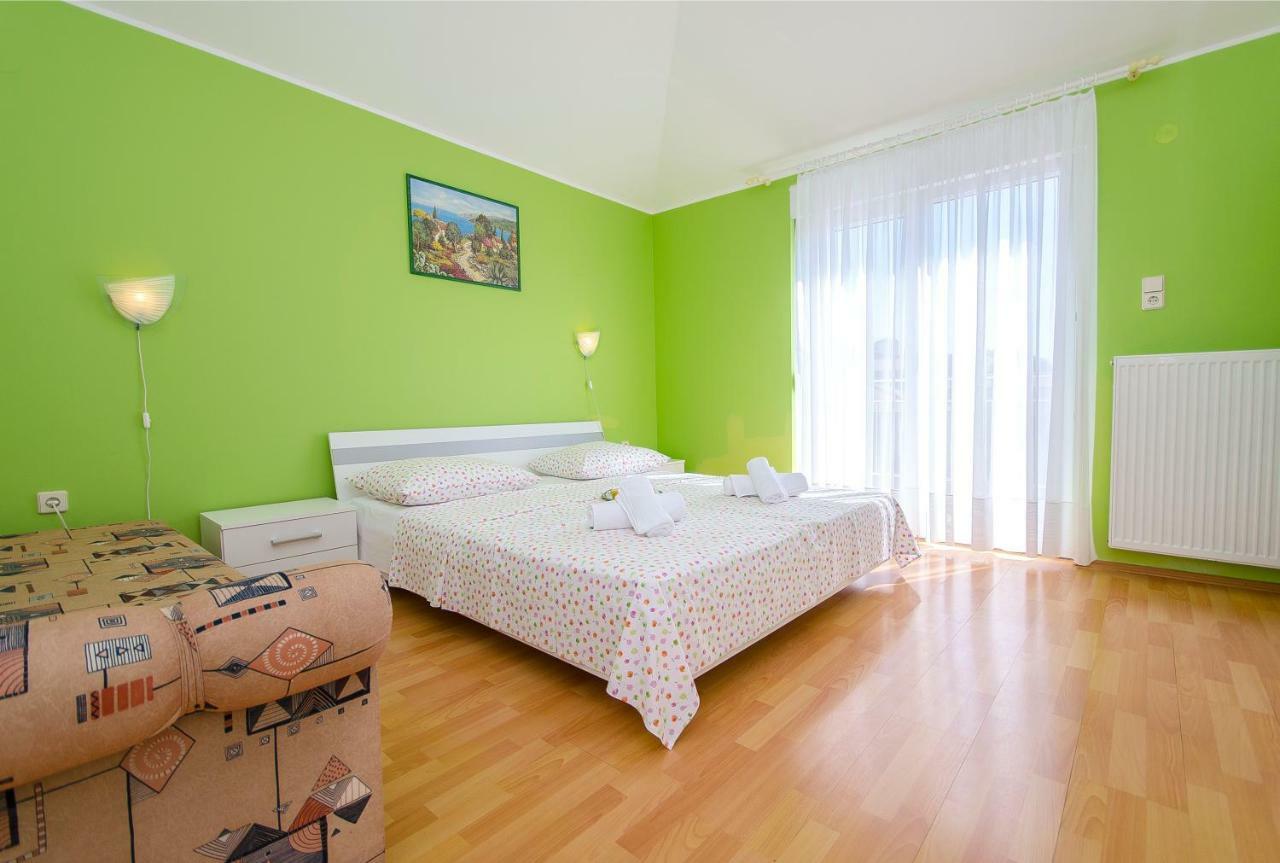 Apartments Maslina Trogir Exterior photo