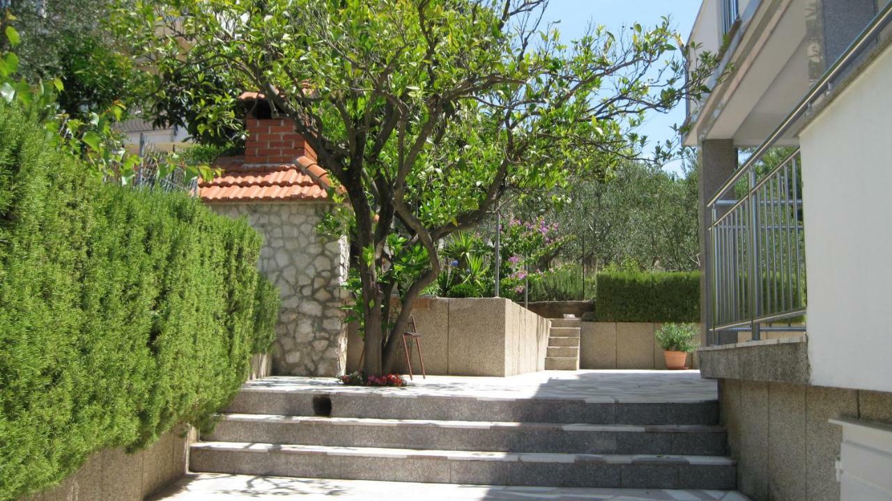 Apartments Maslina Trogir Exterior photo